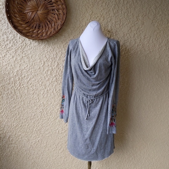 Dolan Port‎ Maria floral   embroidered sweater dres - Picture 2 of 7